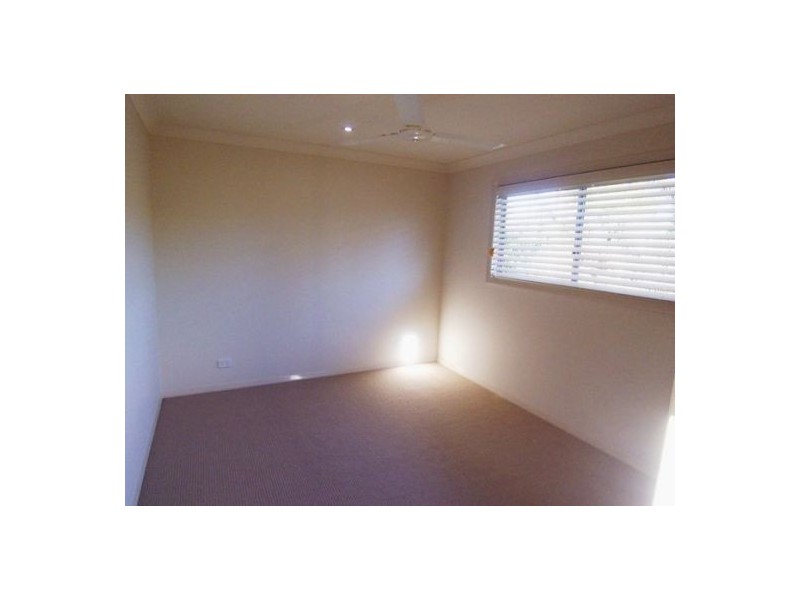 4/59 Muir Street, Labrador QLD 4215