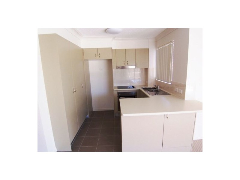 6/13D Wyndham Avenue, Southport QLD 4215