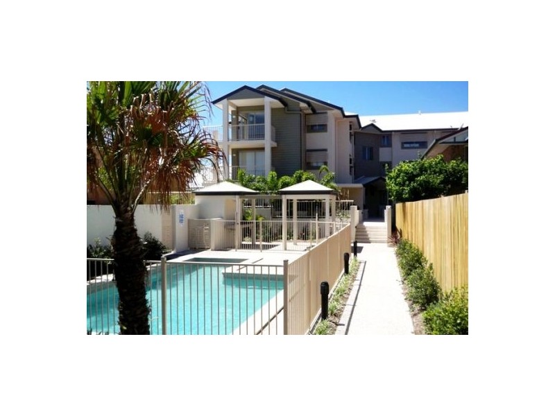 6/13D Wyndham Avenue, Southport QLD 4215