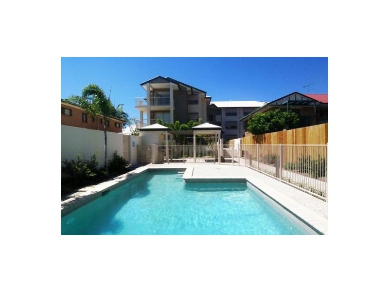 6/13D Wyndham Avenue, Southport QLD 4215