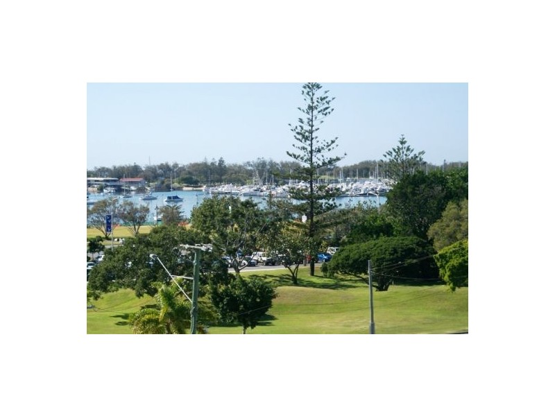 5C/10 Marine Parade, Southport QLD 4215