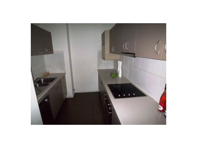 6/18 Rose Street, Southport QLD 4215