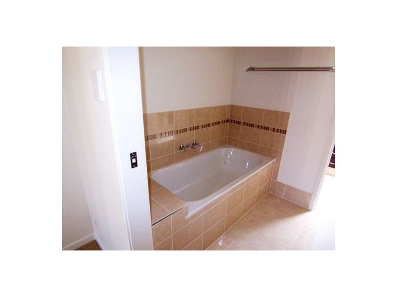 1/6 Ashlee Court, Coombabah QLD 4216