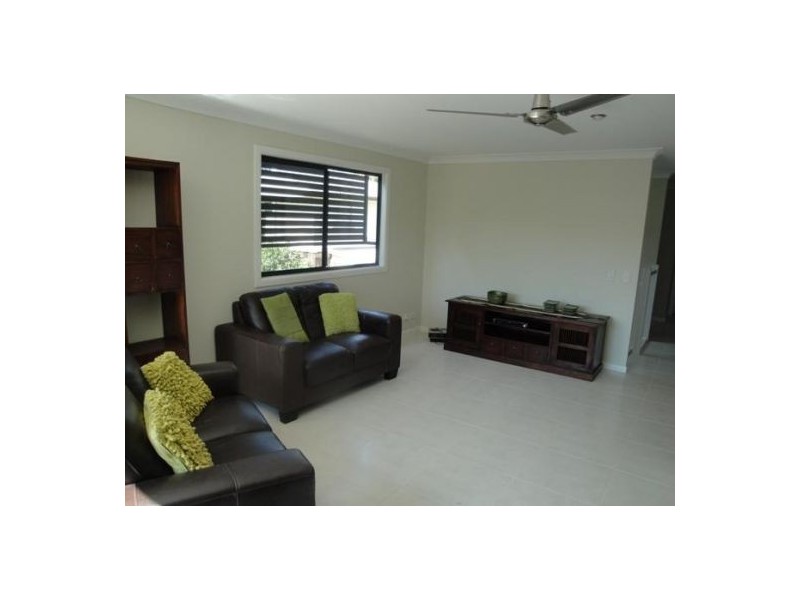 117 Minnie Street FURNISHED, Southport QLD 4215
