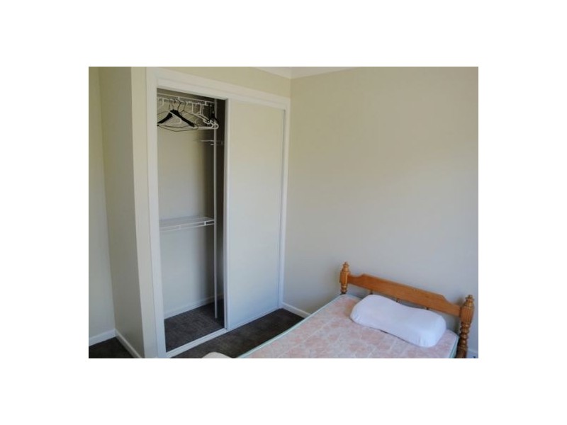 117 Minnie Street FURNISHED, Southport QLD 4215