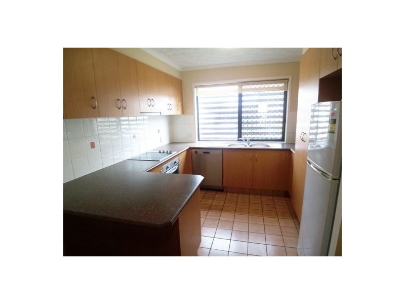 6/13-15 Johnston Street “Sapphire Mist”, Southport QLD 4215