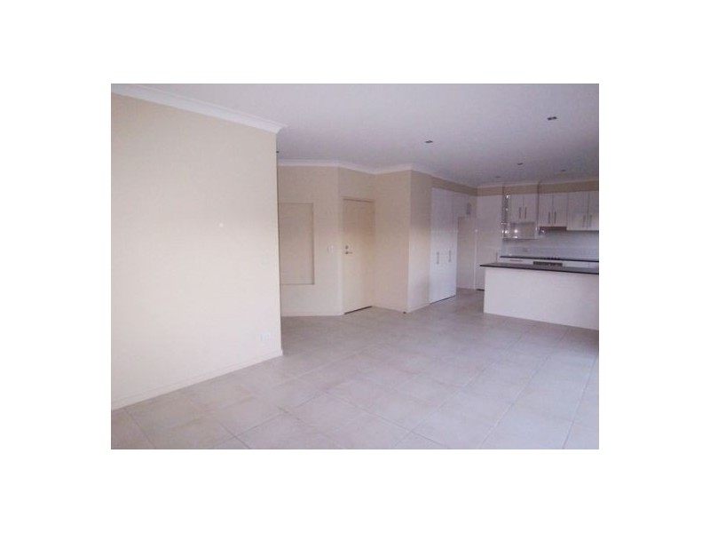 5/33 Harley Street, Labrador QLD 4215