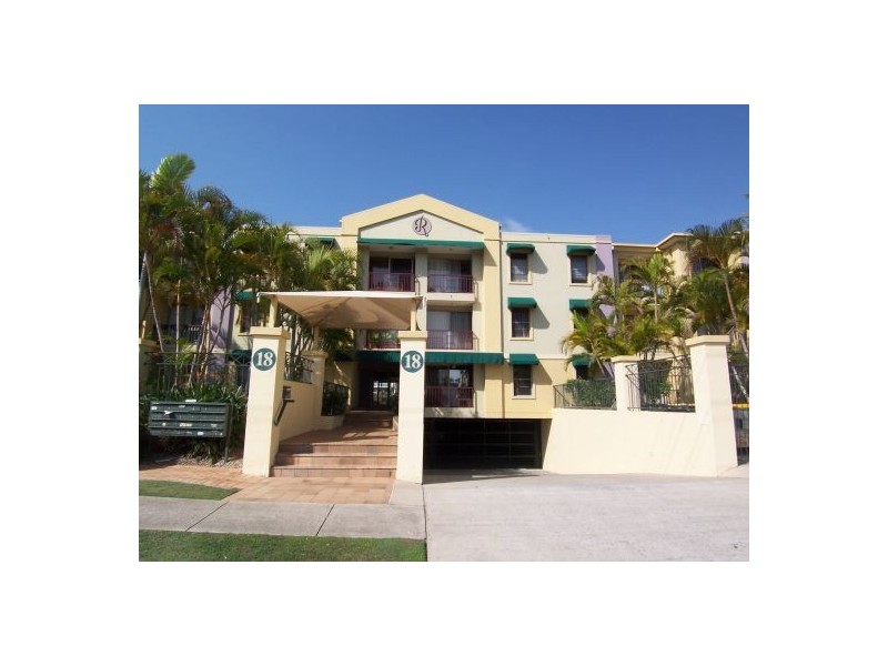 21/14-18  Jennifer Ave, Runaway Bay QLD 4216
