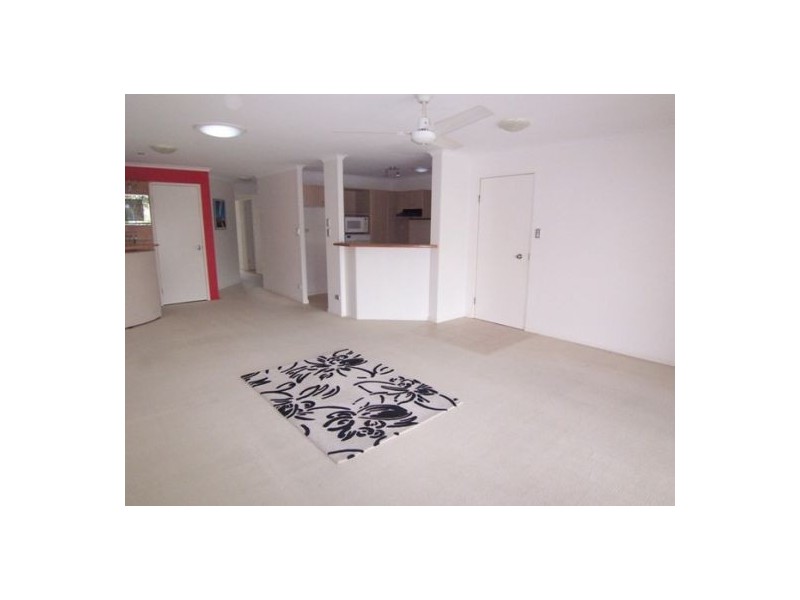 21/14-18  Jennifer Ave, Runaway Bay QLD 4216