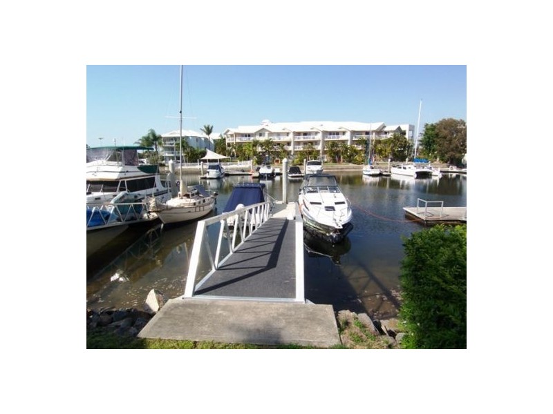 21/14-18  Jennifer Ave, Runaway Bay QLD 4216