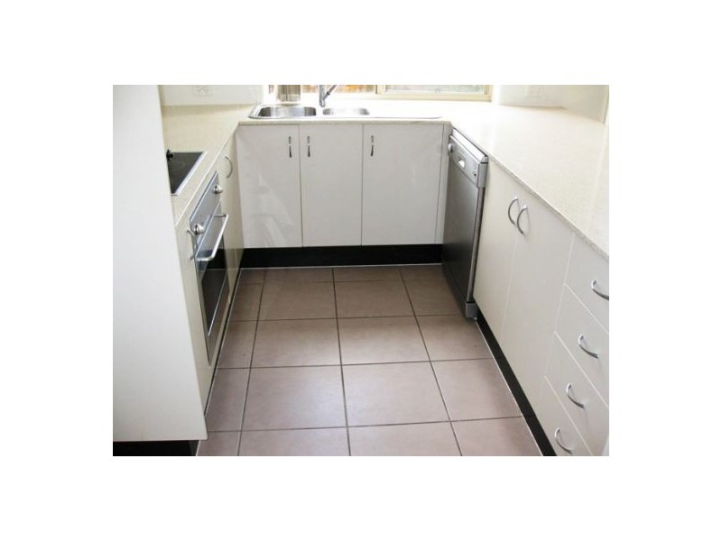 10/32-34 Margaret Street, Southport QLD 4215