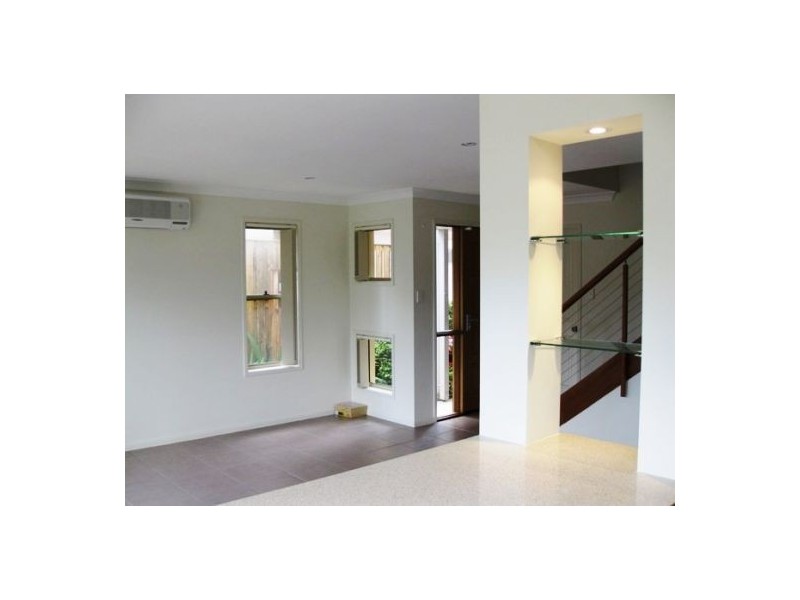 10/32-34 Margaret Street, Southport QLD 4215