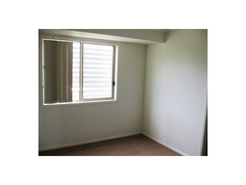 10/32-34 Margaret Street, Southport QLD 4215