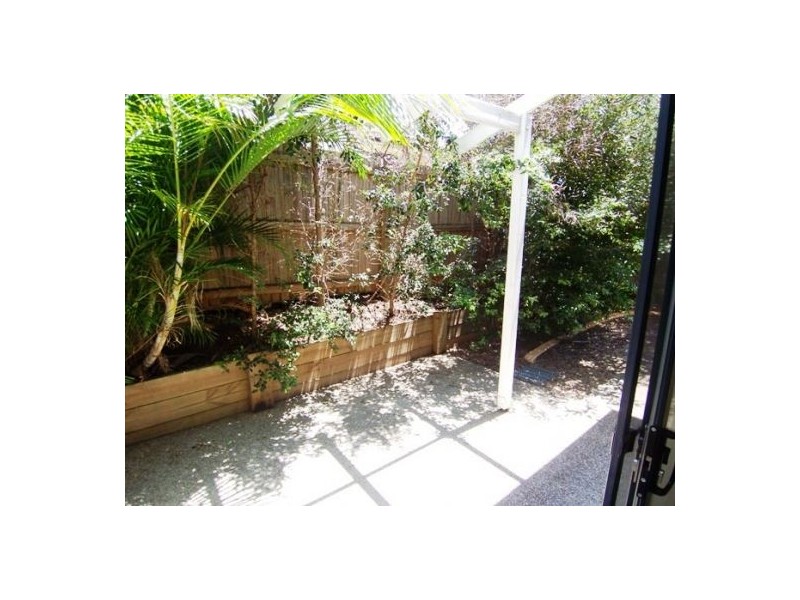 1/212 Nerang Street, Southport QLD 4215