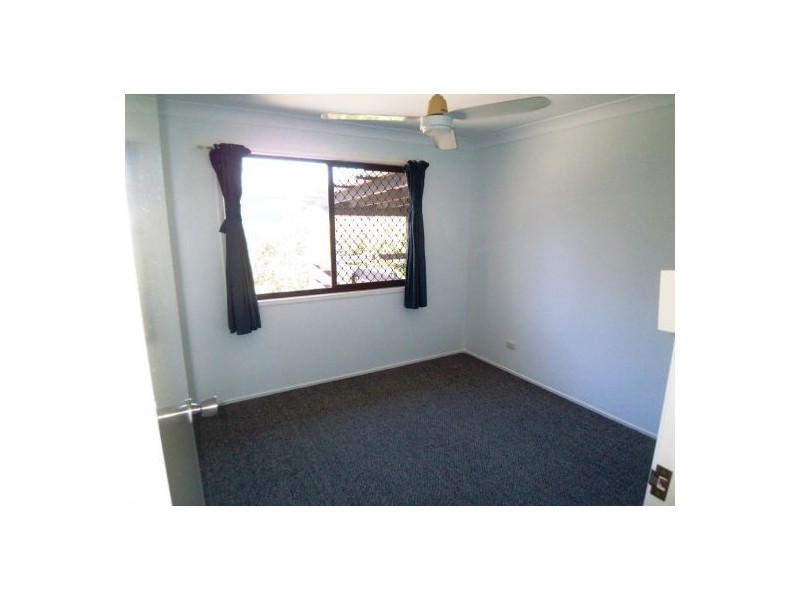 27 Lavinia, Southport QLD 4215