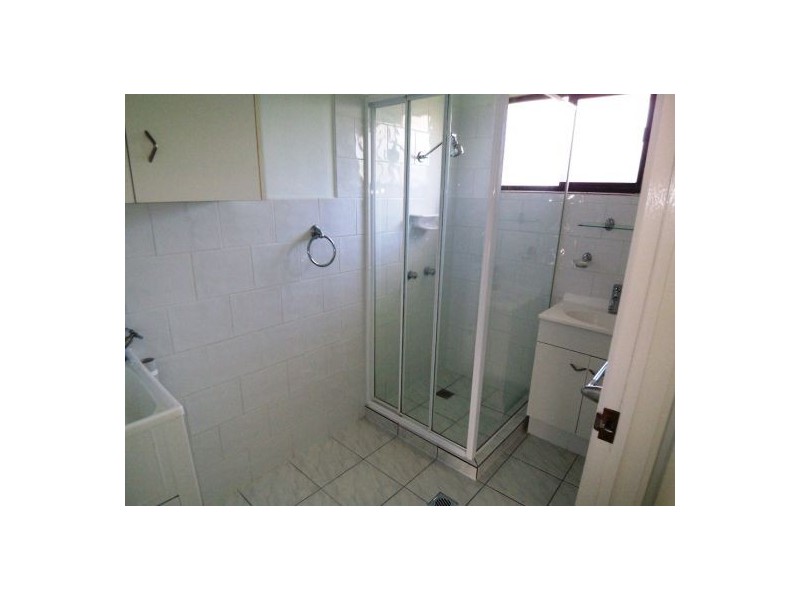 27 Lavinia, Southport QLD 4215