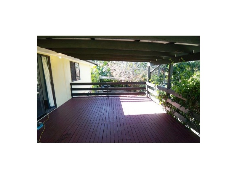 27 Lavinia, Southport QLD 4215