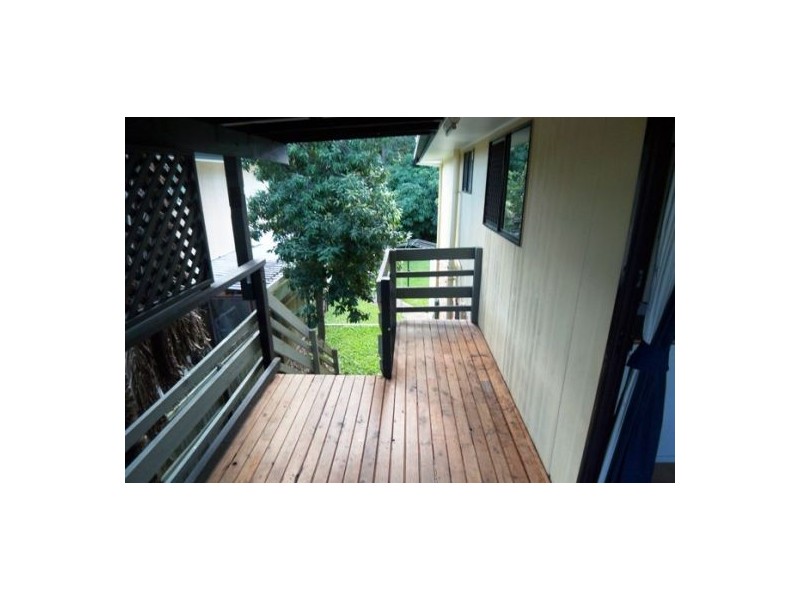 27 Lavinia, Southport QLD 4215