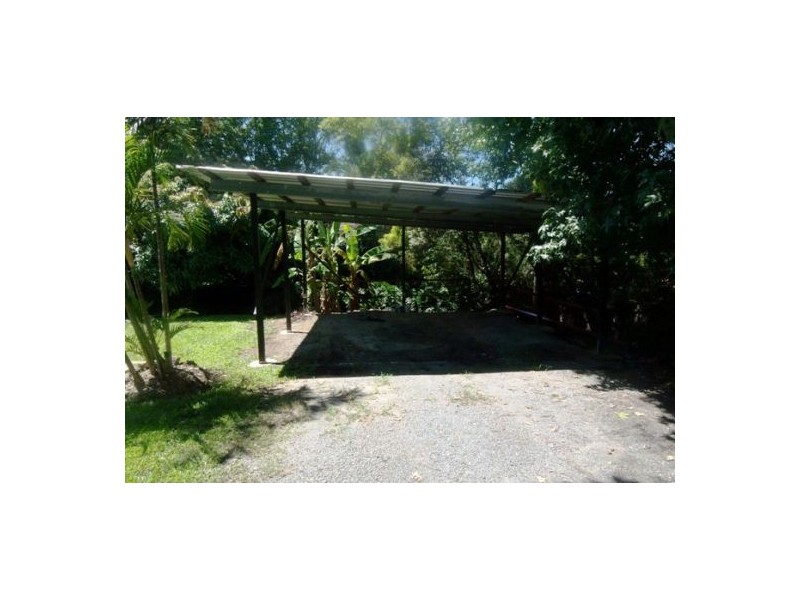 27 Lavinia, Southport QLD 4215