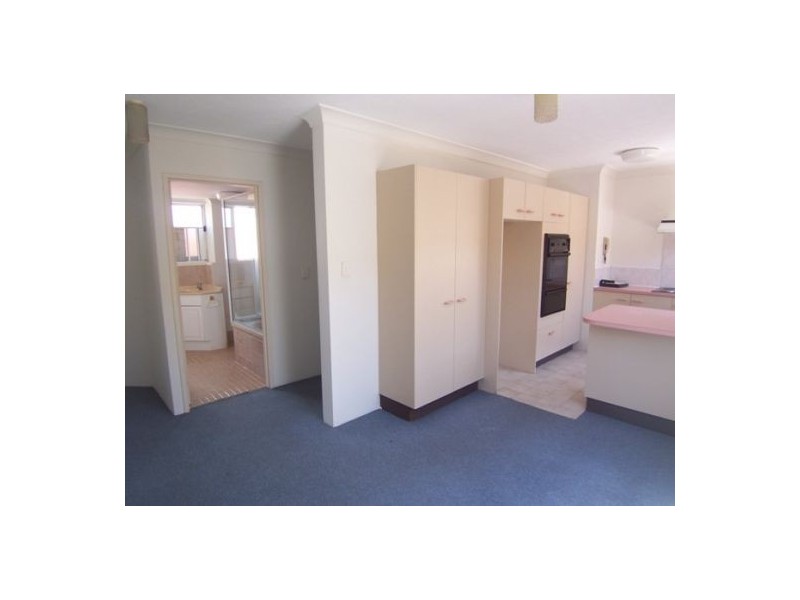 2/37 Back Street, Biggera Waters QLD 4216