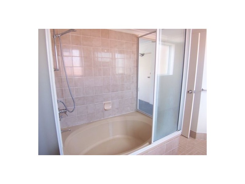 2/37 Back Street, Biggera Waters QLD 4216