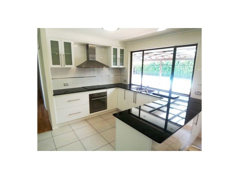 61 Mitchell Ave, Molendinar QLD 4214