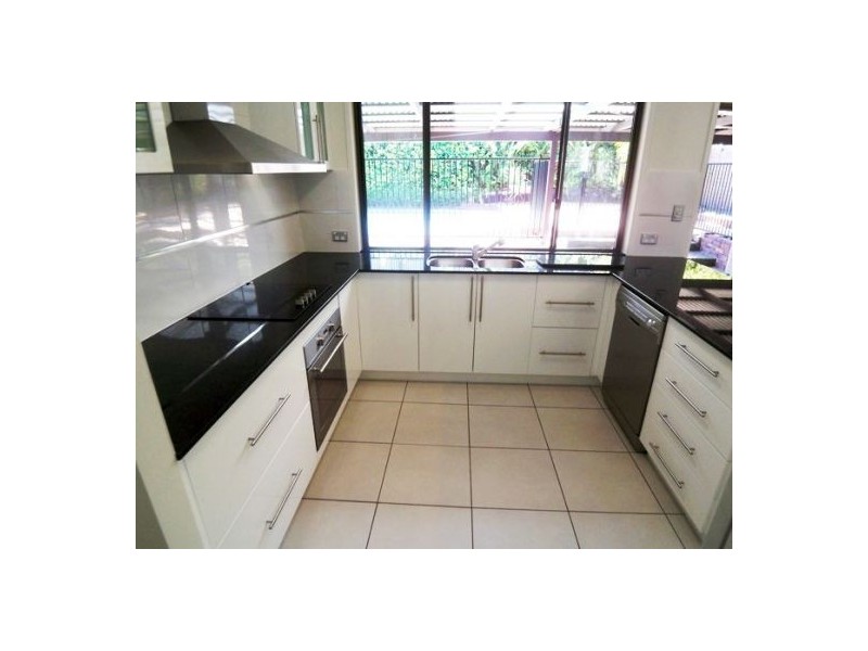 61 Mitchell Ave, Molendinar QLD 4214