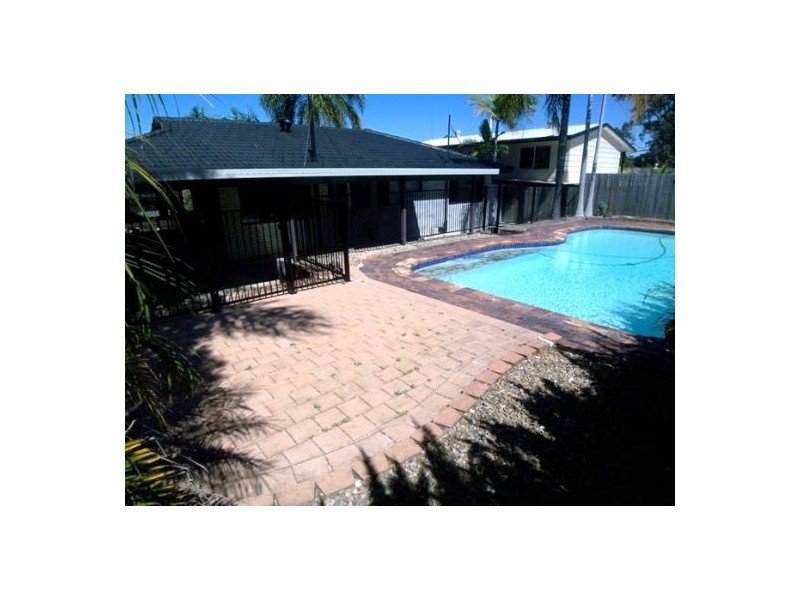 61 Mitchell Ave, Molendinar QLD 4214