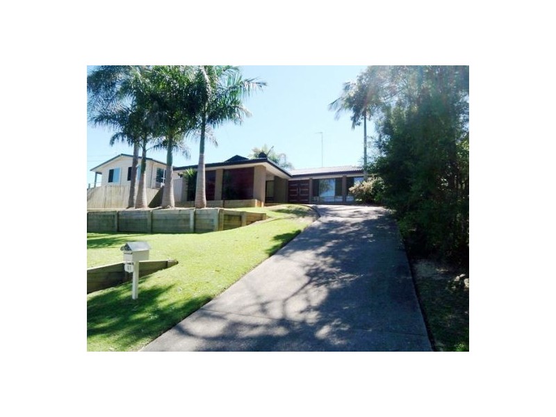 61 Mitchell Ave, Molendinar QLD 4214