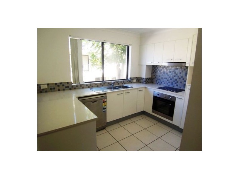6/15 Lloyd Street, Southport QLD 4215