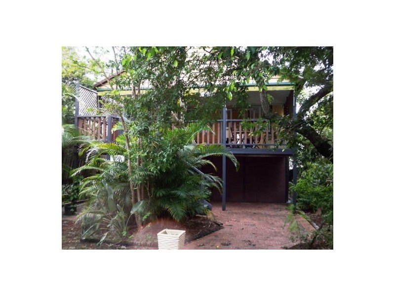 10 Norman Street, Southport QLD 4215