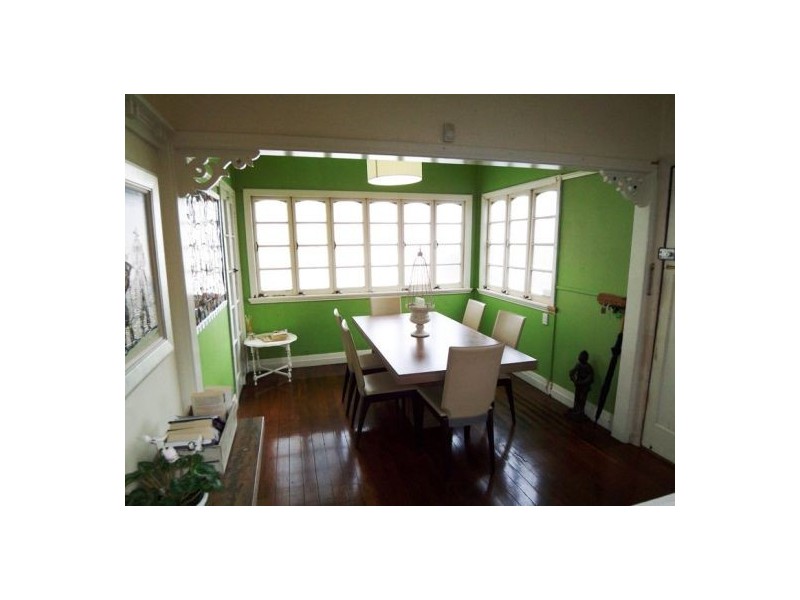 10 Norman Street, Southport QLD 4215