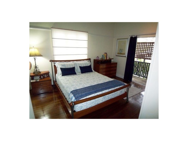 10 Norman Street, Southport QLD 4215