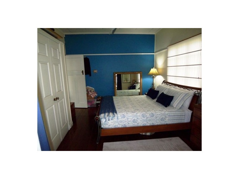 10 Norman Street, Southport QLD 4215