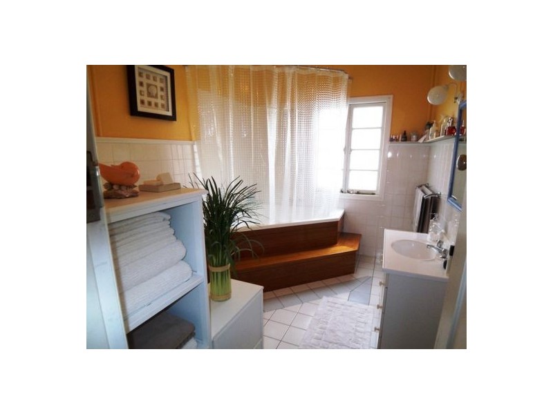 10 Norman Street, Southport QLD 4215