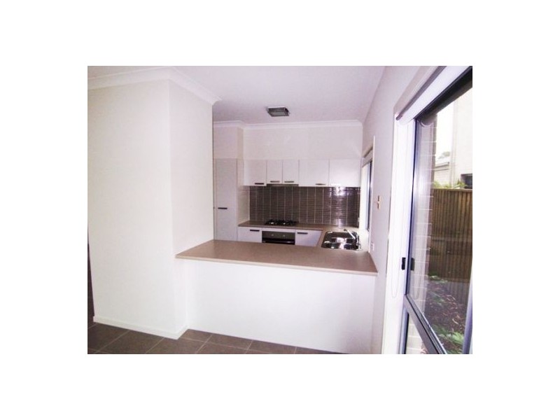 9/16-18 Geoff Wolter Drive, Molendinar QLD 4214