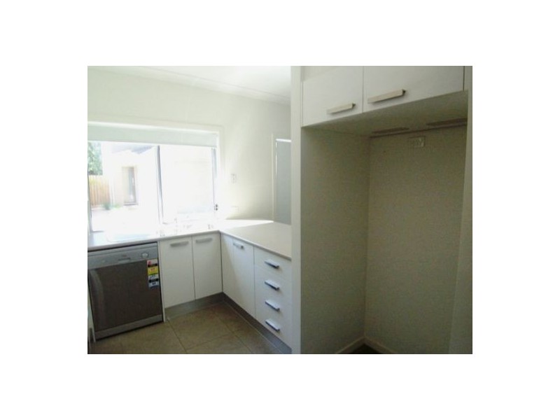 9/16-18 Geoff Wolter Drive, Molendinar QLD 4214