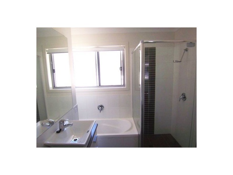 9/16-18 Geoff Wolter Drive, Molendinar QLD 4214