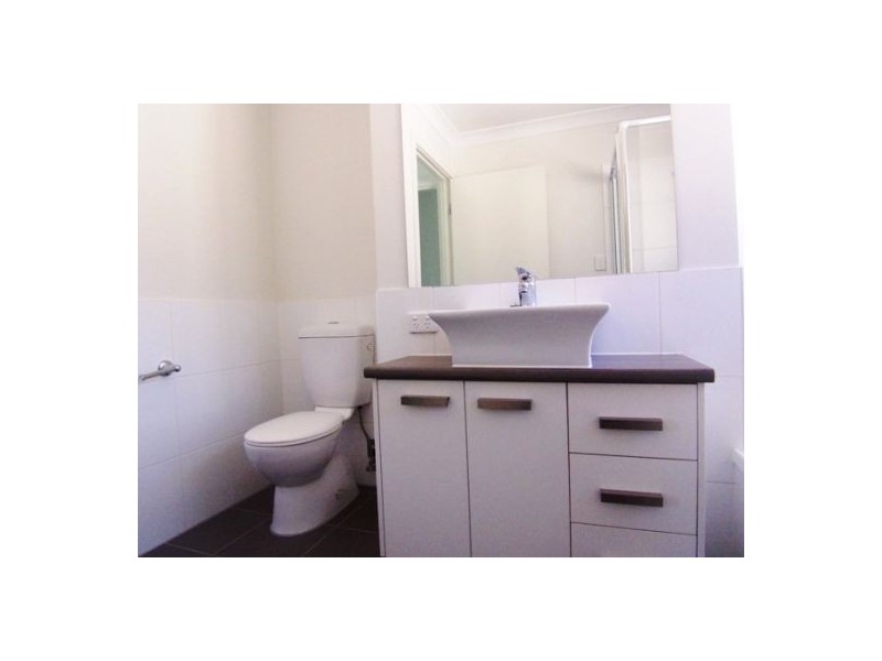 9/16-18 Geoff Wolter Drive, Molendinar QLD 4214