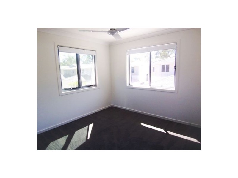 9/16-18 Geoff Wolter Drive, Molendinar QLD 4214