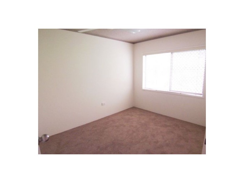 3/214 Scarborough Street, Southport QLD 4215