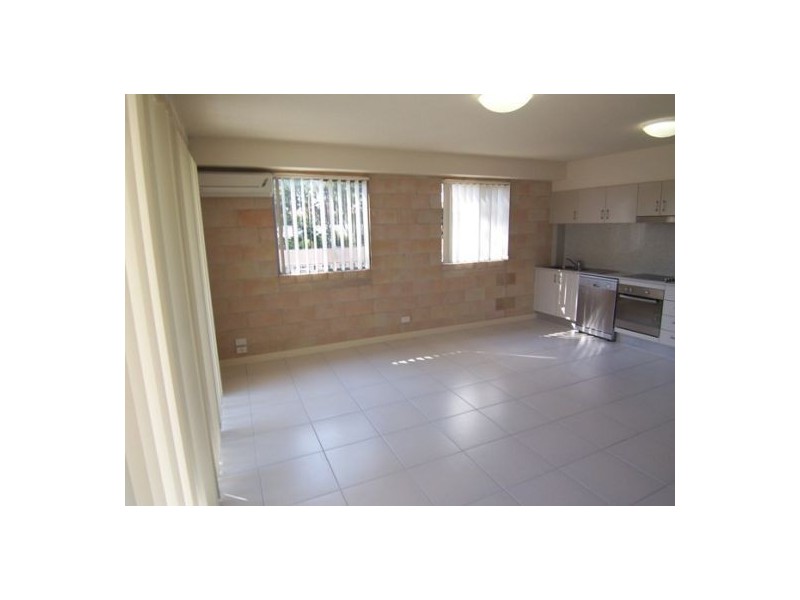 16/148 High Street FURNISHED, Southport QLD 4215