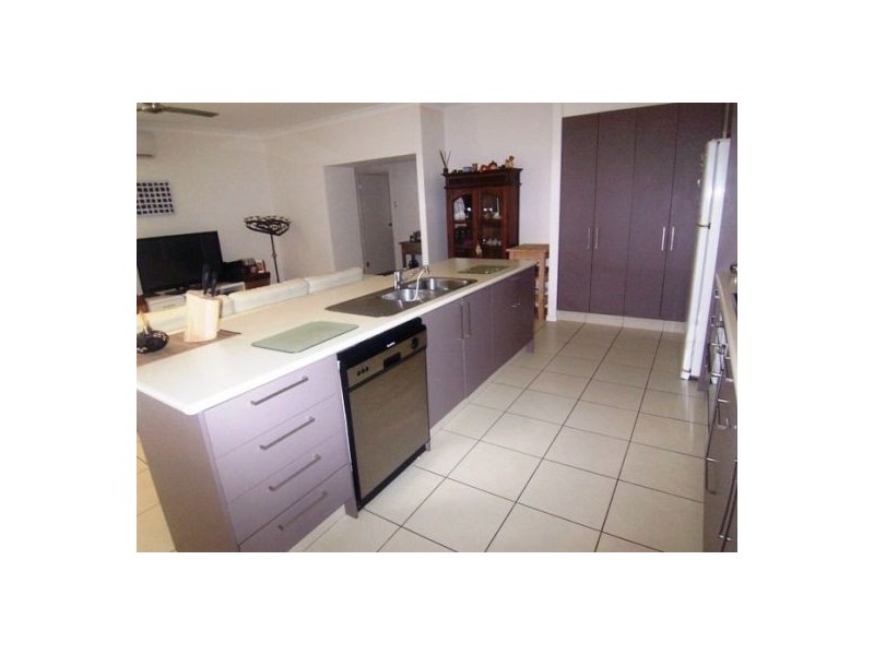 9 Bellthorpe Avenue, Ormeau QLD 4208