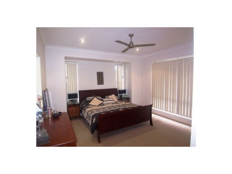 9 Bellthorpe Avenue, Ormeau QLD 4208