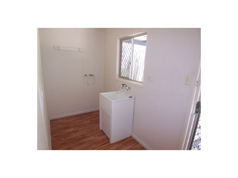 18 Sydney Street, Labrador QLD 4215