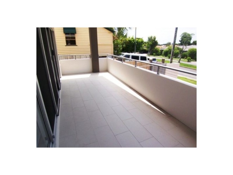 1/8 Walton Street, Southport QLD 4215