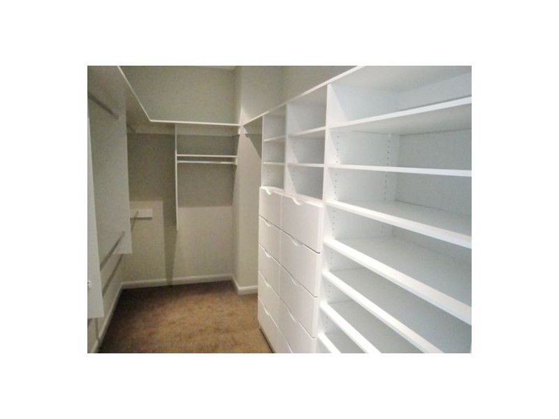 2/18 Drury Avenue, Southport QLD 4215