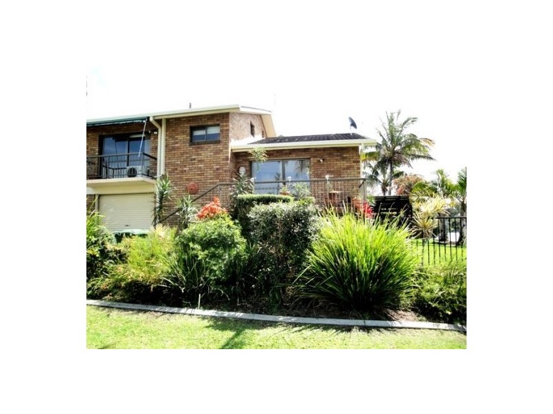 1/6 Tuesley Court, Southport QLD 4215