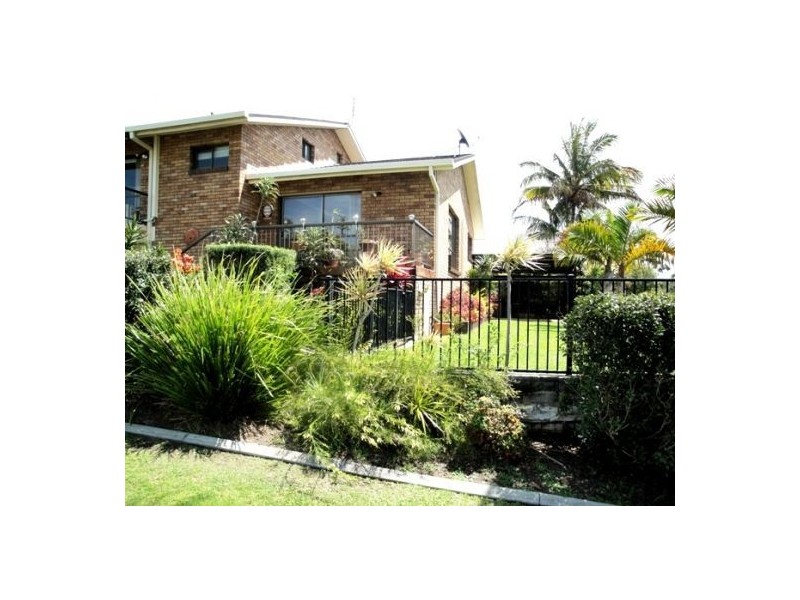 1/6 Tuesley Court, Southport QLD 4215