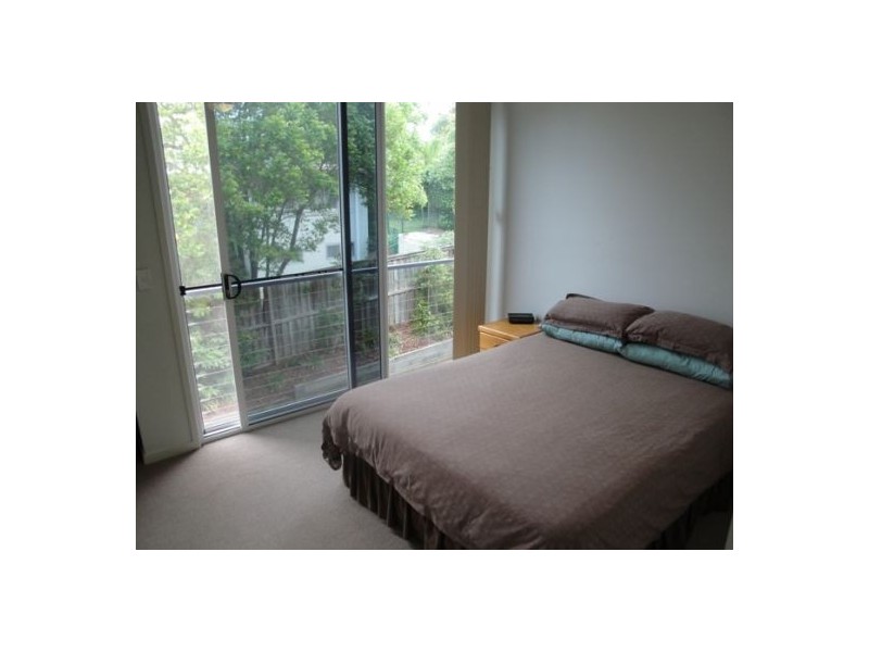 2/38 Government, Labrador QLD 4215